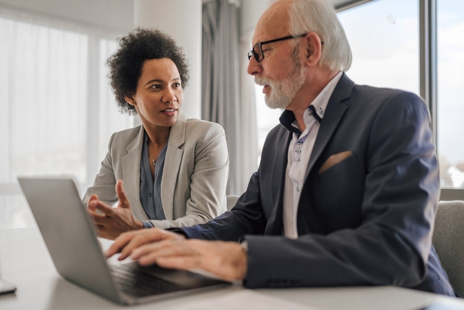 The Ultimate Guide to Landing an Internship Program for Entry-Level Business Analysts