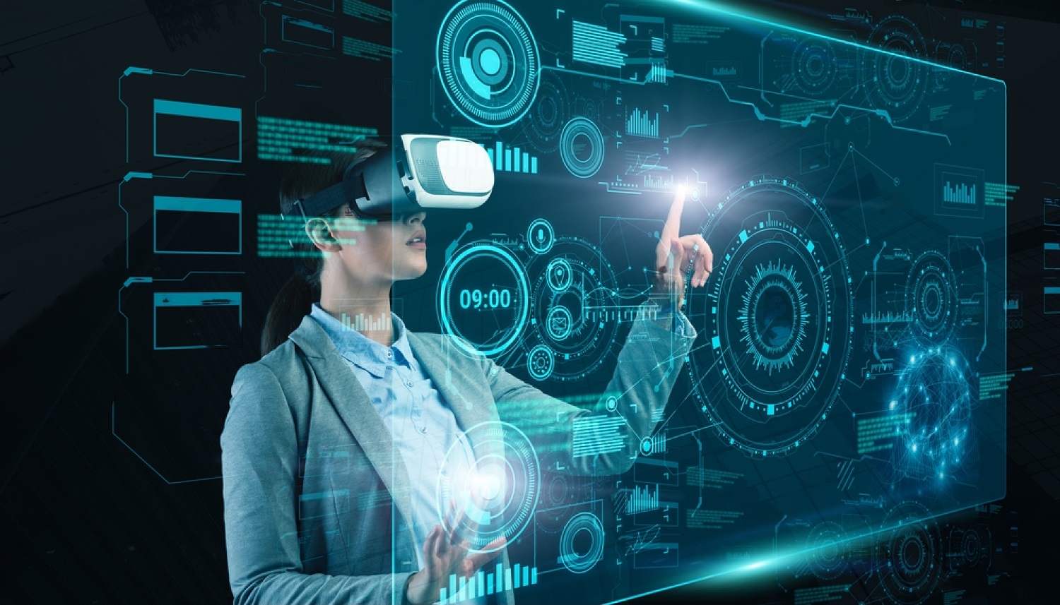 Beyond the Screen: The Revolutionary Evolution of Virtual and Augmented Reality Experiences