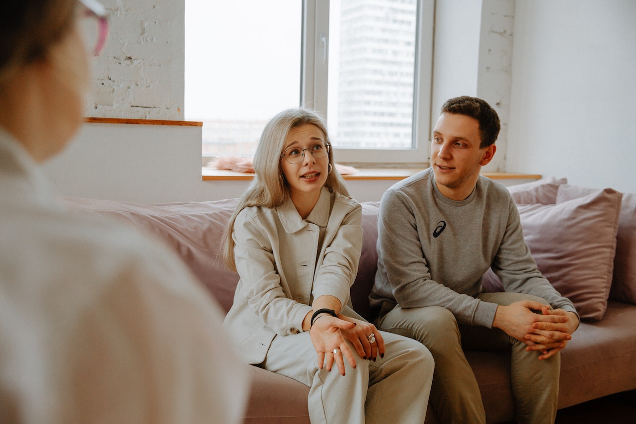 The Role of a Relationship Expert Guiding You to Healthier Connections