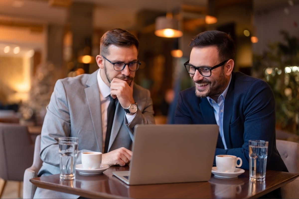 Navigating Career Transitions with a Career Transition Coach