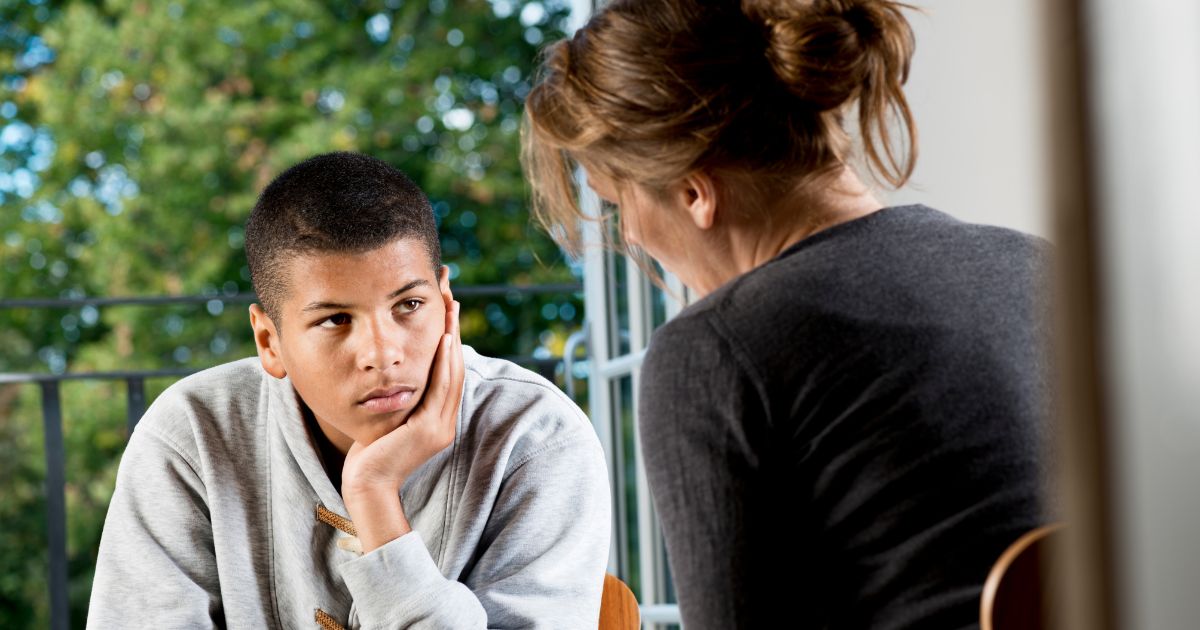 How a Teen Life Coach Can Empower Adolescents to Thrive