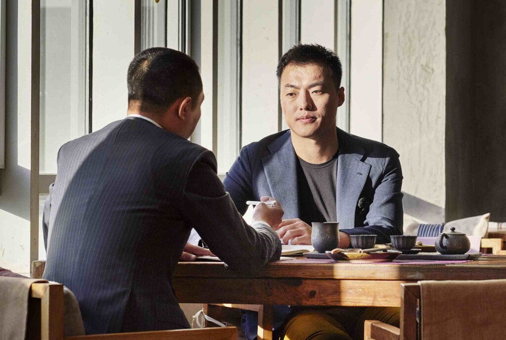 Expert Dealmaker – The Art of Closing High-Value Agreements
