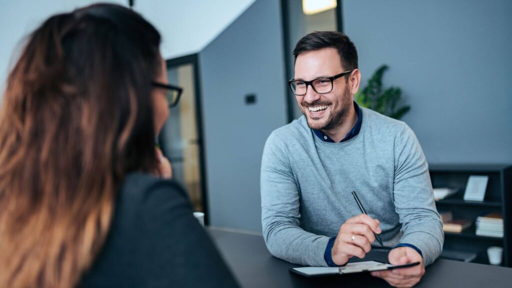 Mastering High Ticket Closing Skills: How to Sell Premium Offers with Confidence